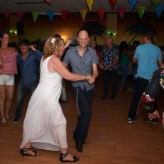 openingsdans SalseroMboka Party & Dance een bijzondere feest- en trouwlocatie