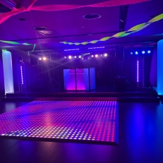 bruiloft-muziek Licht en Geluid Zeeland bruiloftmuziek, partyverhuur, sfeermakers en decoratie