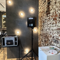  BlitzBooth photobooth huren vanaf € 275,-