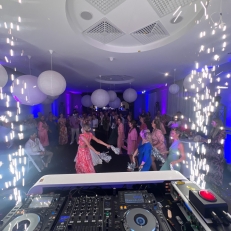 bruiloft-muziek DJhurenGelderland.nl  Jouw DJ expert in Gelderland